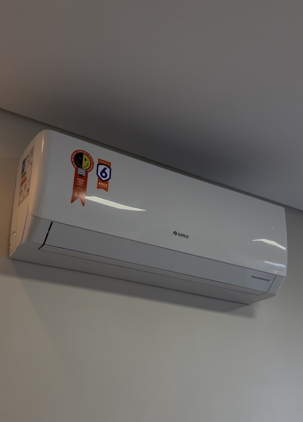 Split Gree instalado em ambiente residencial
